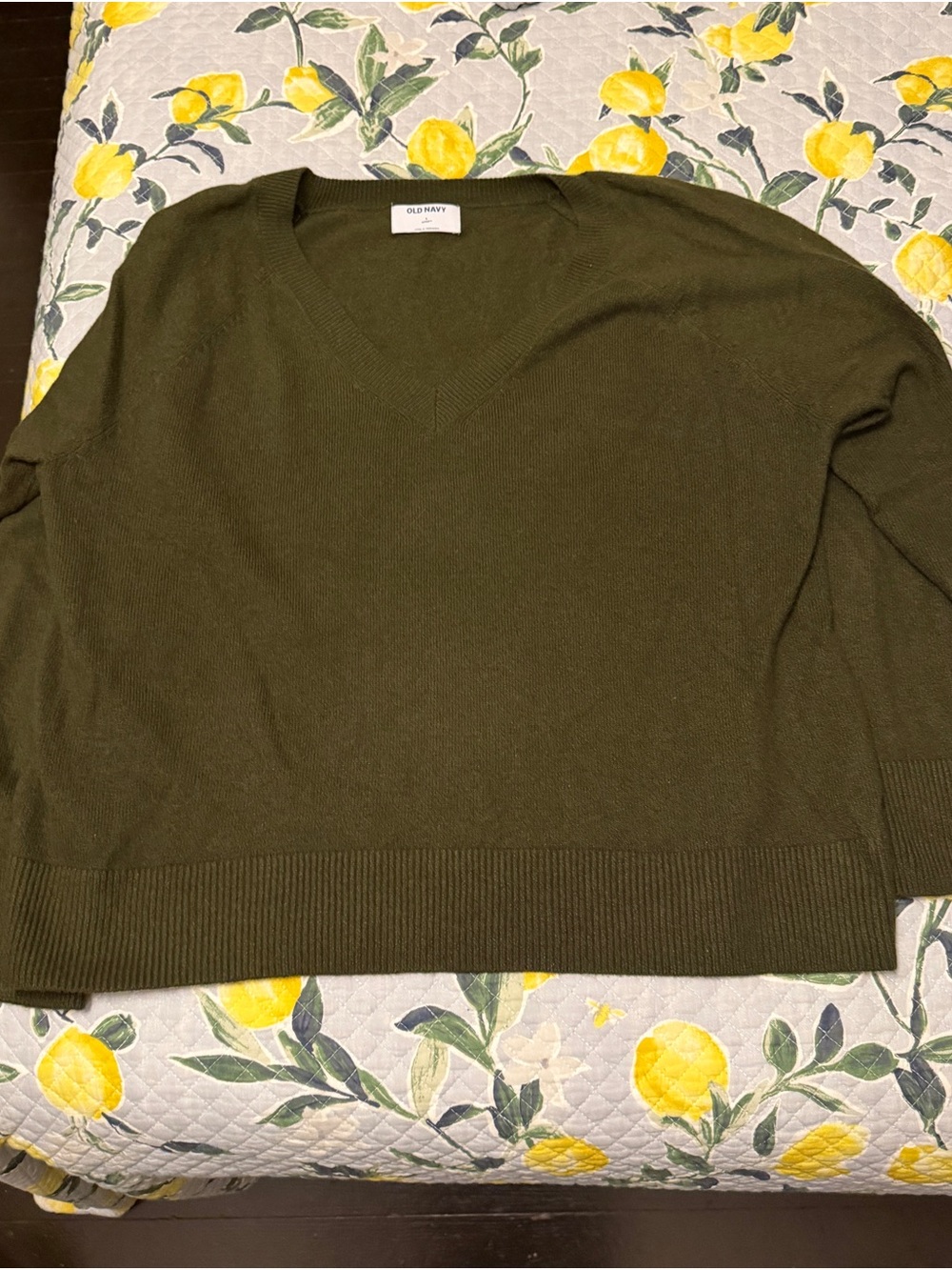 Old Navy Olive Green V-Neck Pullover Sweater